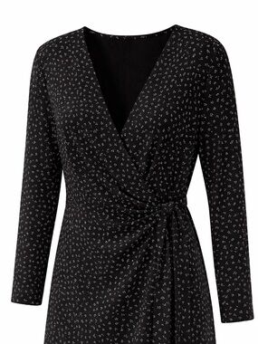 Anne Klein Black Garment